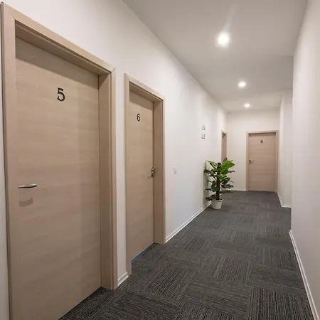 Hotel Bio